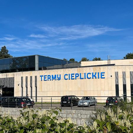 Sweet Home Cieplice Mountain View Apartament By The Main Park And Thermal Pools Jelenia Góra Esterno foto
