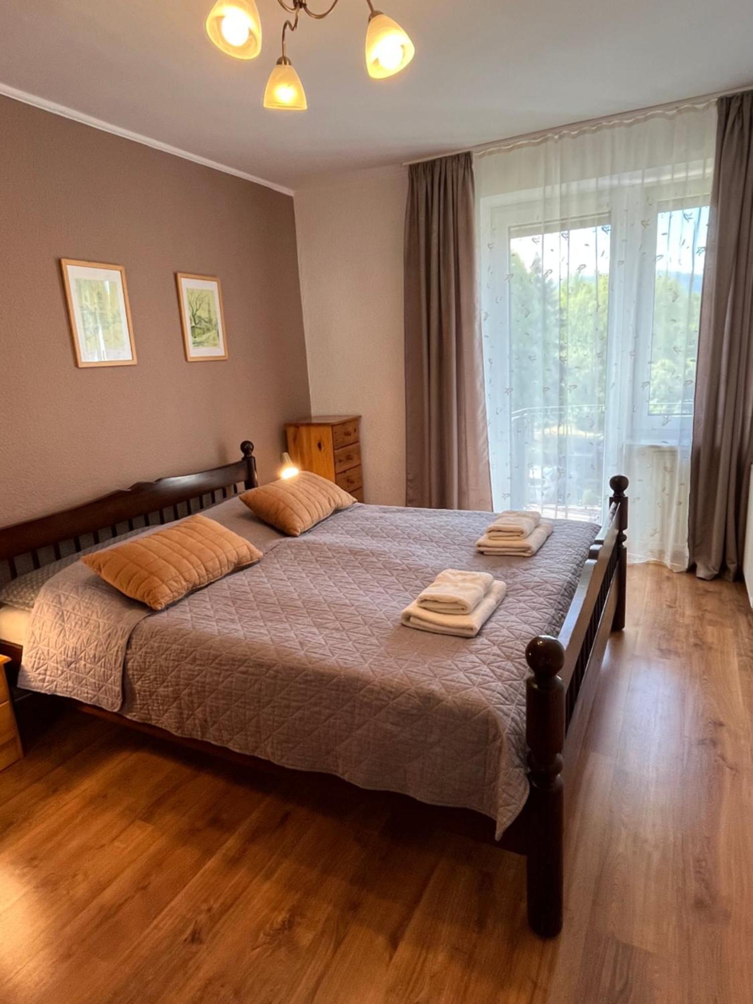Sweet Home Cieplice Mountain View Apartament By The Main Park And Thermal Pools Jelenia Góra Esterno foto